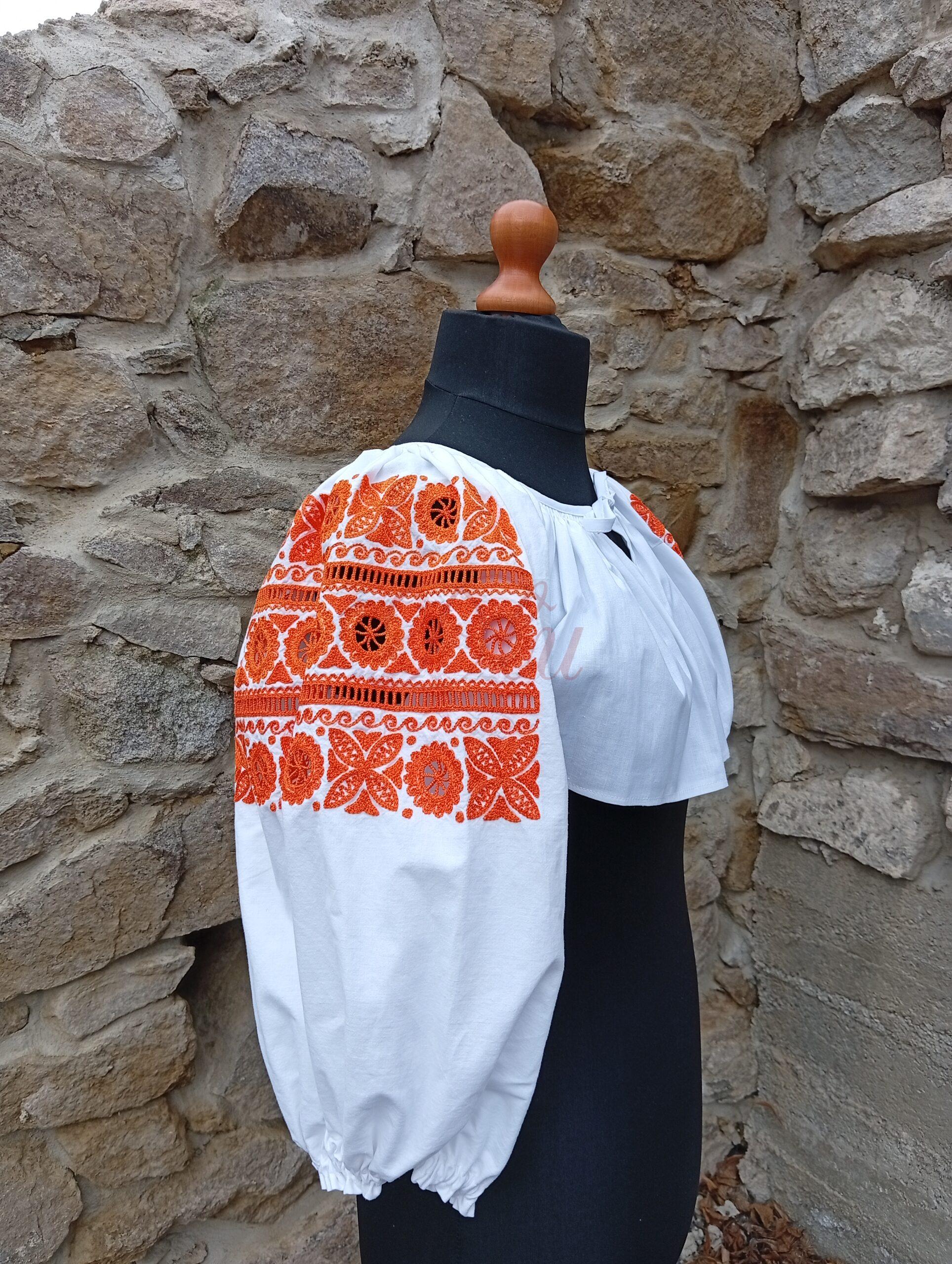 IMG_20260324_120843 Oplecko ručne vyšívané krivou ihlou