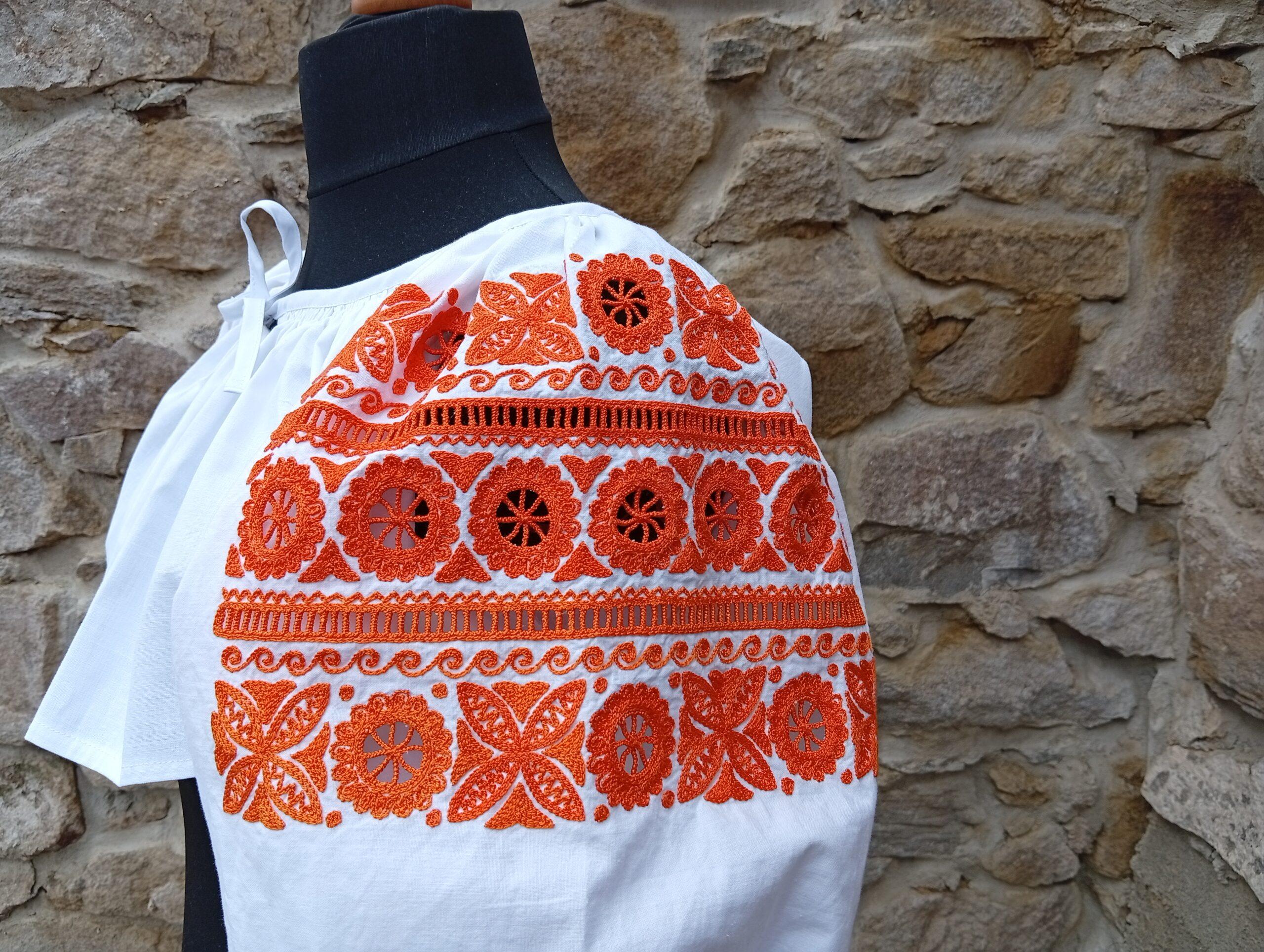 IMG_20260324_120913 Oplecko ručne vyšívané krivou ihlou